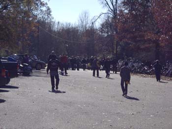 2006 CMT-ABATE ELKS TOY RUN 
Large Hungry Crowd